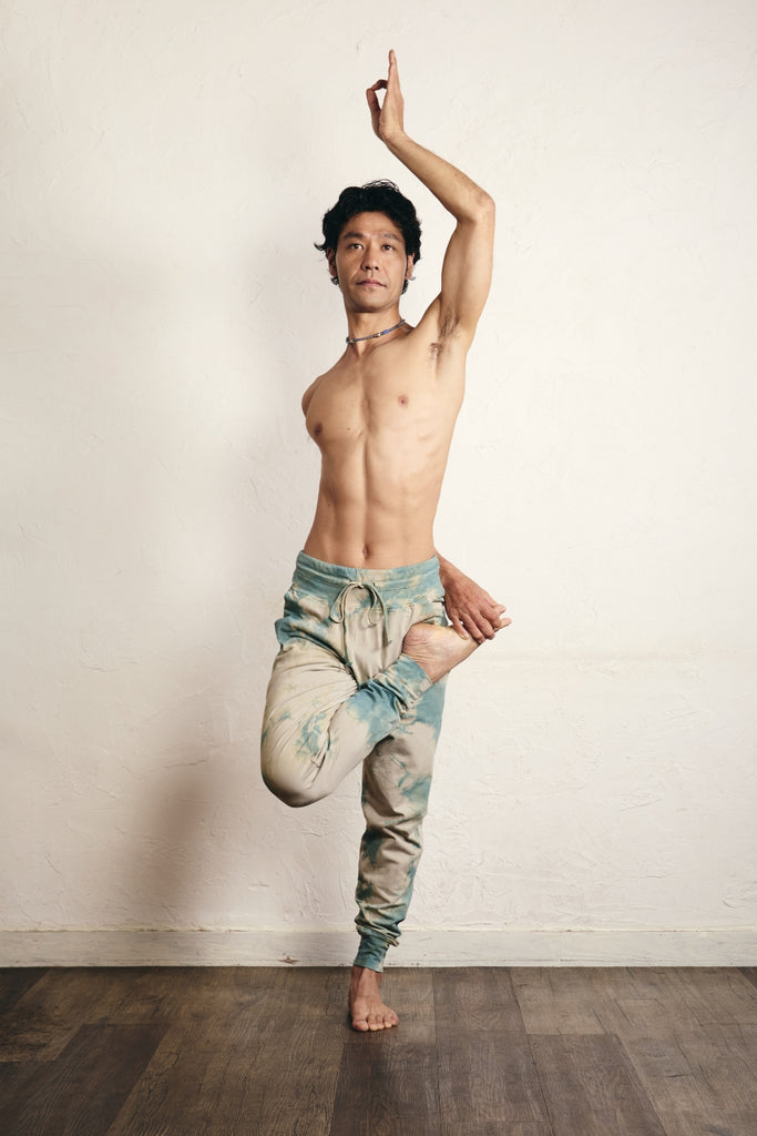 color_Fog Green Tiedye