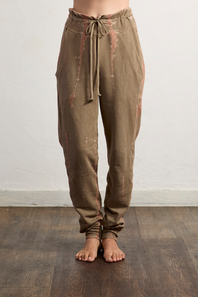 color_stone rose ikat