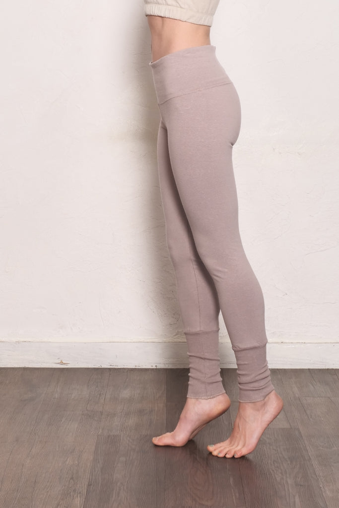 color_トープ / Taupe