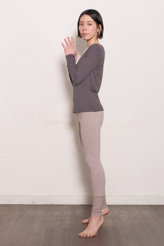 color_トープ / Taupe